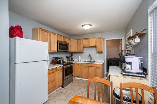 260 Boice Road NW, Cedar Rapids, IA 52405