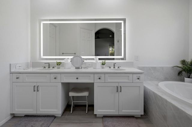 113 Francesca Court, Palm Desert, CA 92211