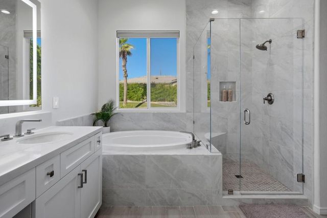 113 Francesca Court, Palm Desert, CA 92211