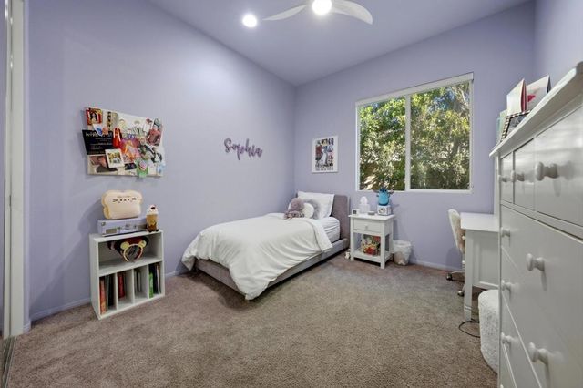 113 Francesca Court, Palm Desert, CA 92211