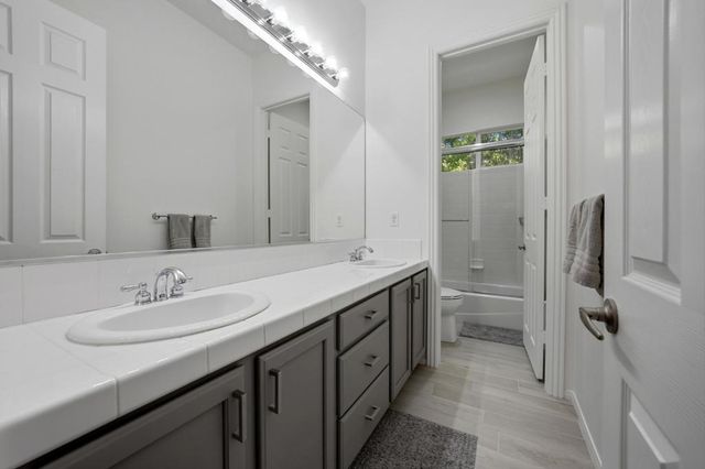 113 Francesca Court, Palm Desert, CA 92211