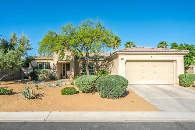 113 Francesca Court, Palm Desert, CA 92211