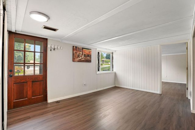 13808 Scott Street, Burnsville, MN 55337