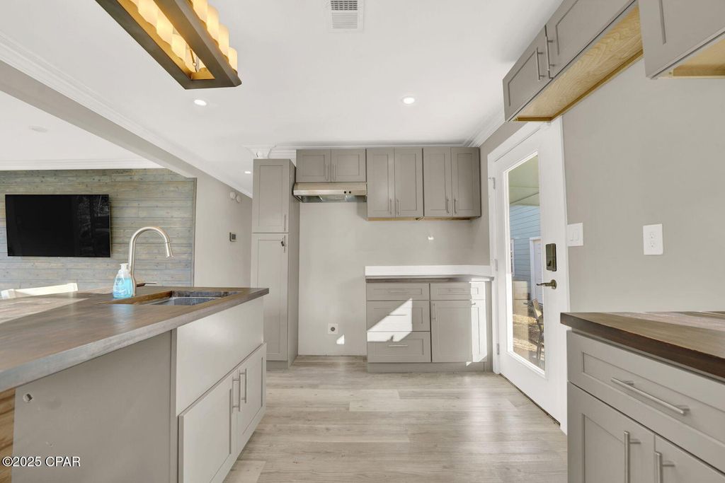 Image 12 of property listing at 630 Malaga Place, Panama City Beach, FL 32413