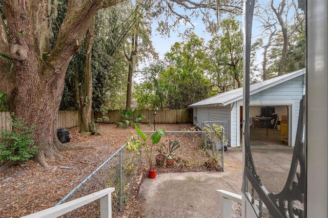 929 NE 7TH AVENUE, Gainesville, FL 32601