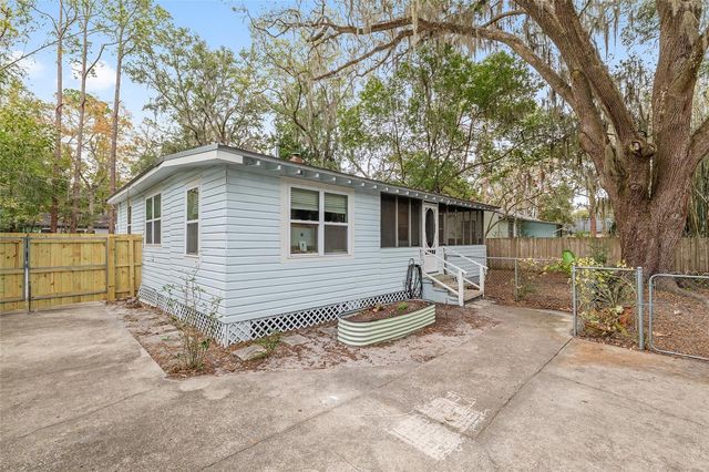 929 NE 7TH AVENUE, Gainesville, FL 32601