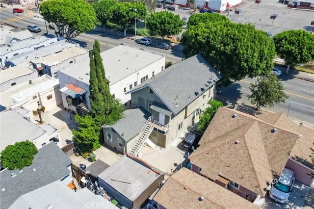 627 S Soto, Los Angeles, CA 90023