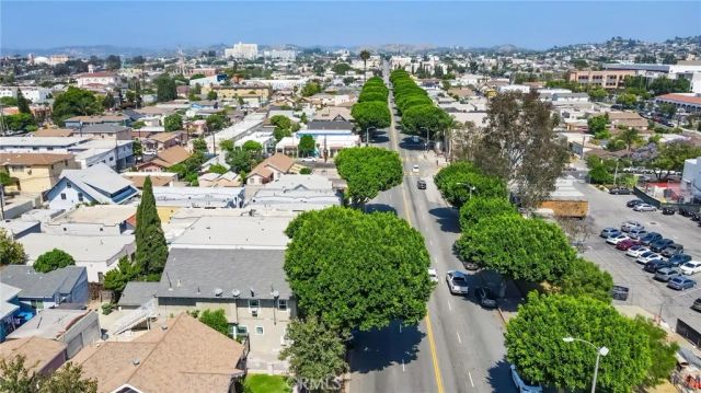 627 S Soto, Los Angeles, CA 90023