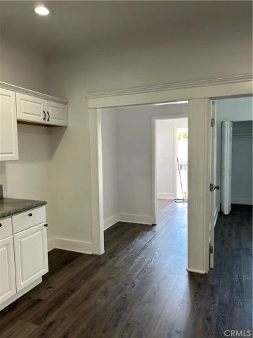 627 S Soto, Los Angeles, CA 90023