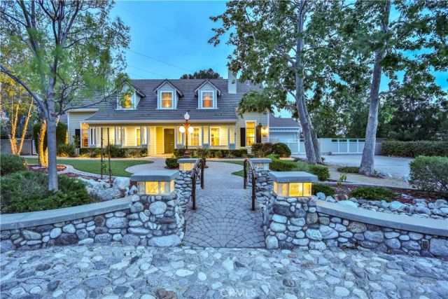 668 Adirondack Lane, Claremont, CA 91711