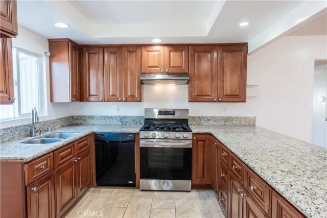 16827 S Raymond Avenue, Gardena, CA 90247