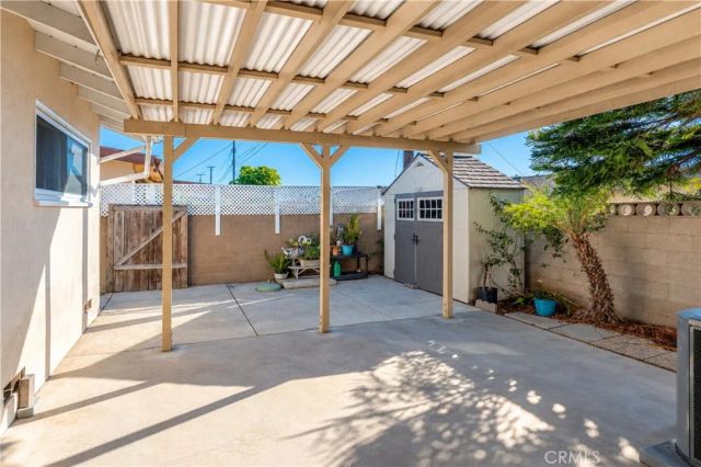 16827 S Raymond Avenue, Gardena, CA 90247