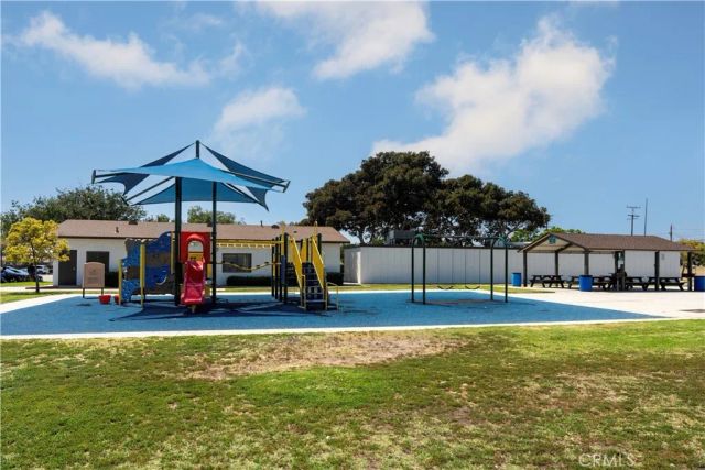 16827 S Raymond Avenue, Gardena, CA 90247