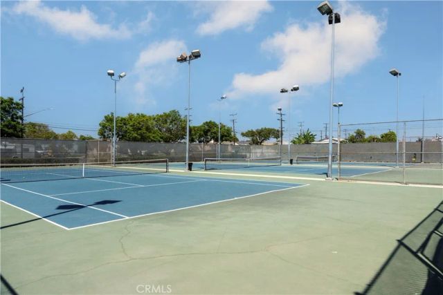 16827 S Raymond Avenue, Gardena, CA 90247