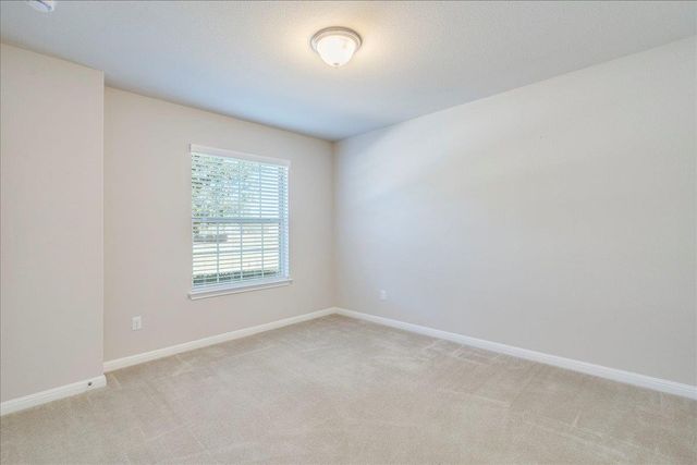 161 Mistflower LN, Kyle, TX 78640