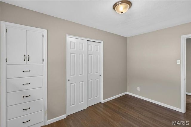6 The Knolls Lane, Creve Coeur, MO 63141