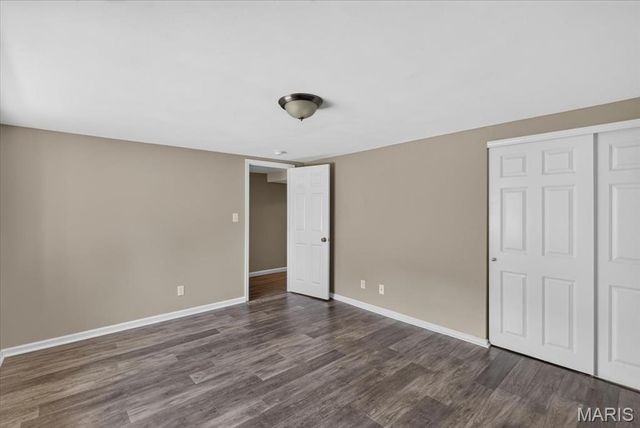 6 The Knolls Lane, Creve Coeur, MO 63141
