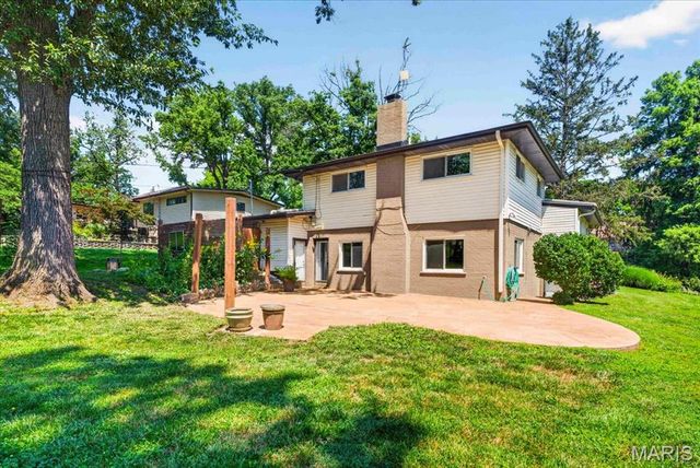 6 The Knolls Lane, Creve Coeur, MO 63141