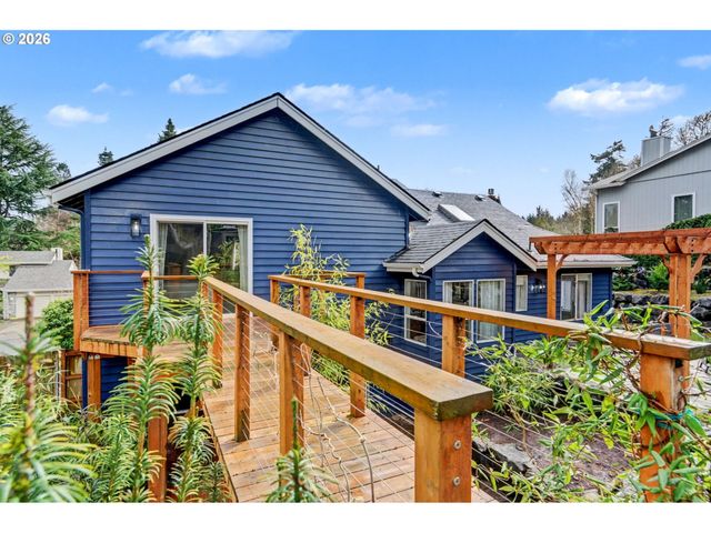 3669 LACHS Ct S, Salem, OR 97302