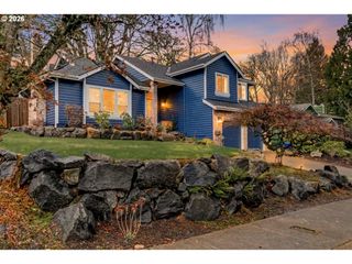 3669 LACHS Ct S, Salem, OR 97302