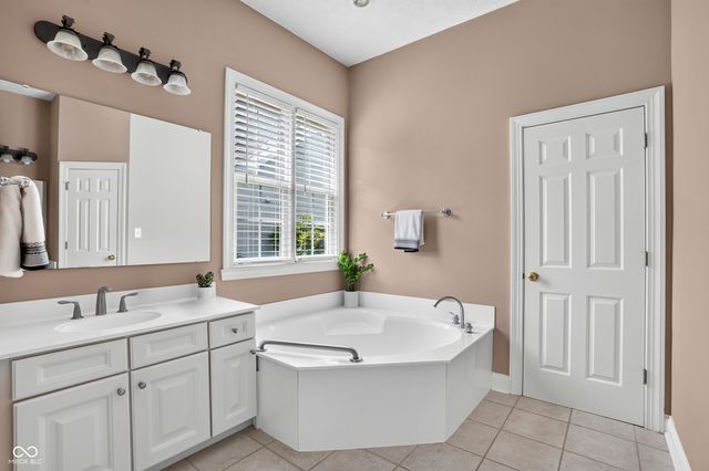 5793 Opus Drive, Carmel, IN 46033