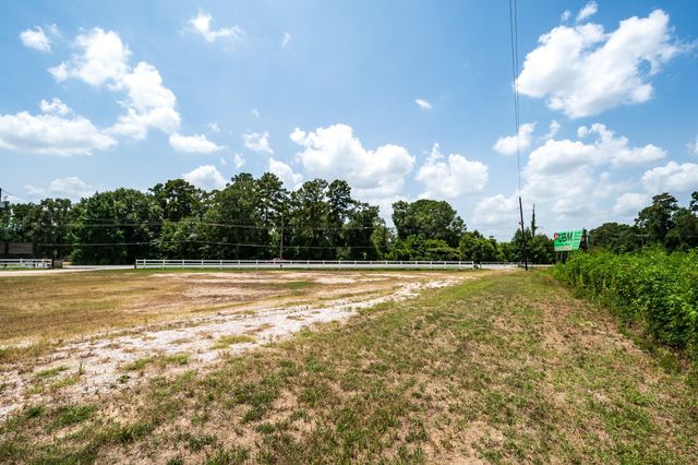 16067 Fm 1485 Road, Conroe, TX 77306