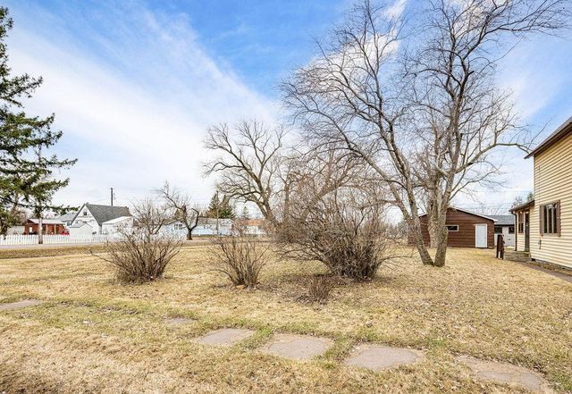 1621 Elmira Avenue, Superior, WI 54880