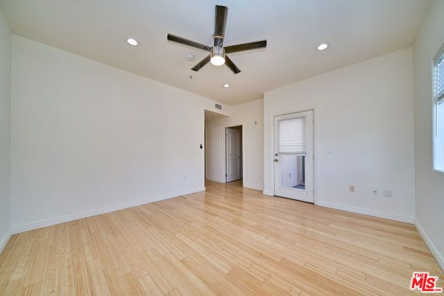 1042 S Kingsley Drive PH4, Los Angeles, CA 90006