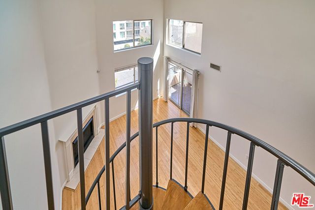 1042 S Kingsley Drive PH4, Los Angeles, CA 90006
