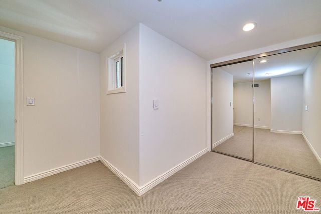 1042 S Kingsley Drive PH4, Los Angeles, CA 90006