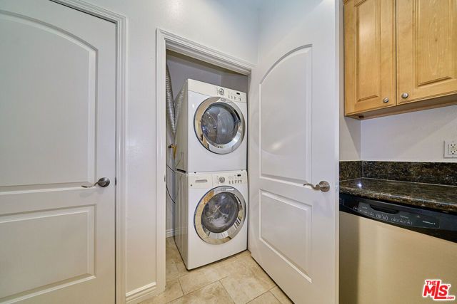 1042 S Kingsley Drive PH4, Los Angeles, CA 90006