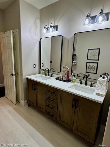 3597 Lippincott Road, Lapeer, MI 48446