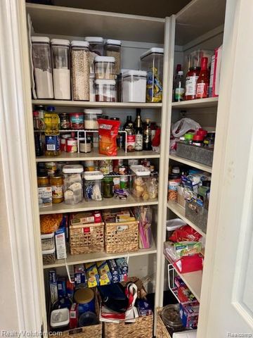 3597 Lippincott Road, Lapeer, MI 48446