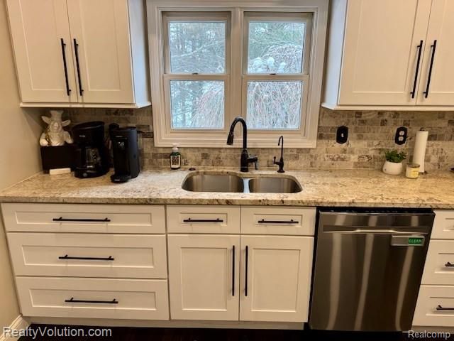 3597 Lippincott Road, Lapeer, MI 48446