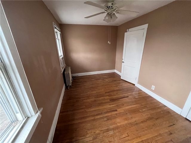 4323 Ludwick St, Squirrel Hill, PA 15217