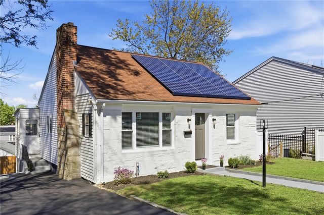 35 Myra Street, Providence, RI 02909