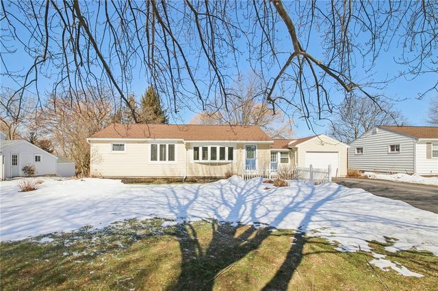 116 Harwood Road, Ogden, NY 14559