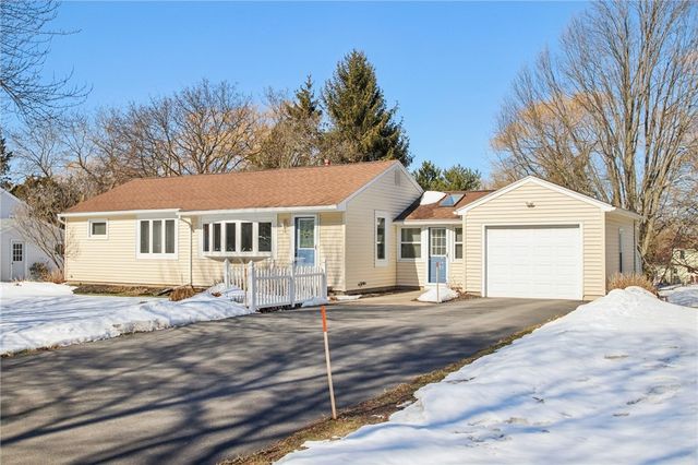 116 Harwood Road, Ogden, NY 14559