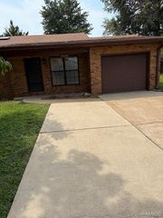 2416 College Drive, Belleville, IL 62221