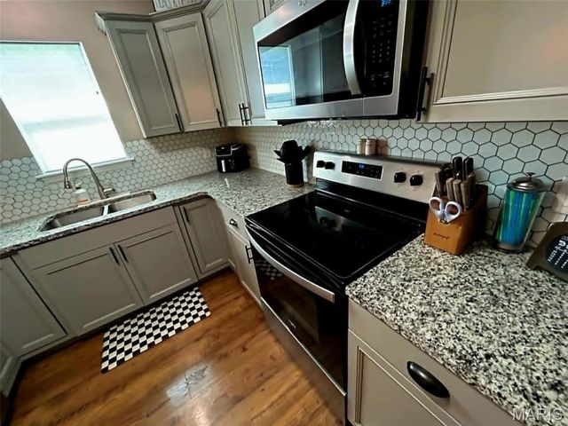 13 Berkshire Court, Troy, MO 63379