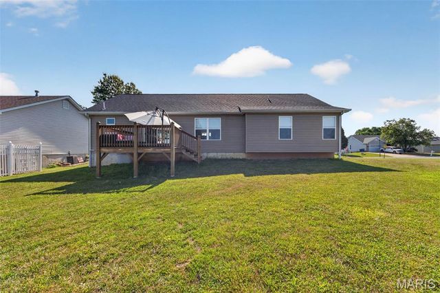 13 Berkshire Court, Troy, MO 63379