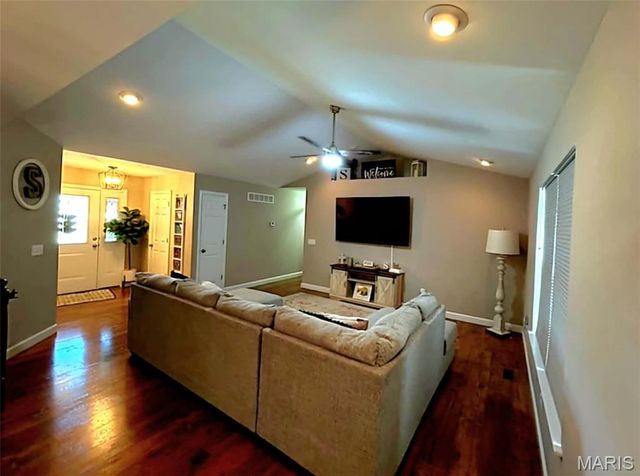 13 Berkshire Court, Troy, MO 63379