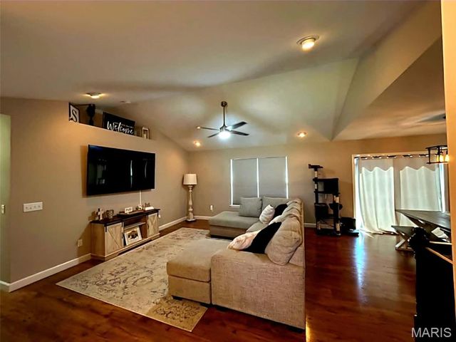 13 Berkshire Court, Troy, MO 63379