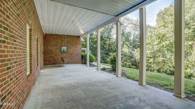 1212 Wahoo Valley Road, Kingsport, TN 37663