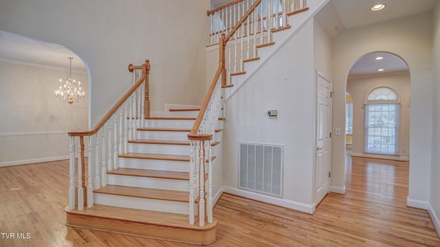 1212 Wahoo Valley Road, Kingsport, TN 37663