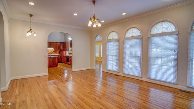 1212 Wahoo Valley Road, Kingsport, TN 37663