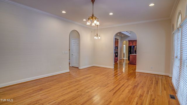 1212 Wahoo Valley Road, Kingsport, TN 37663