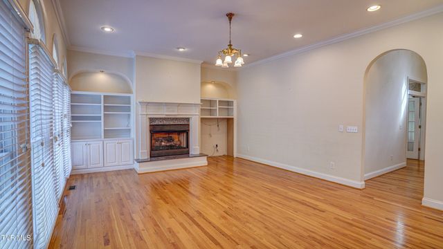 1212 Wahoo Valley Road, Kingsport, TN 37663