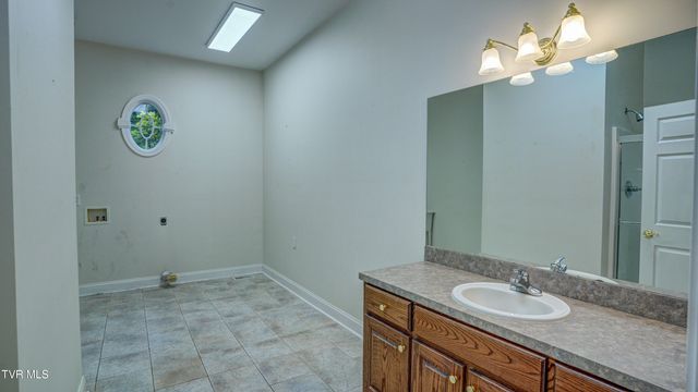 1212 Wahoo Valley Road, Kingsport, TN 37663