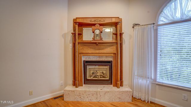 1212 Wahoo Valley Road, Kingsport, TN 37663